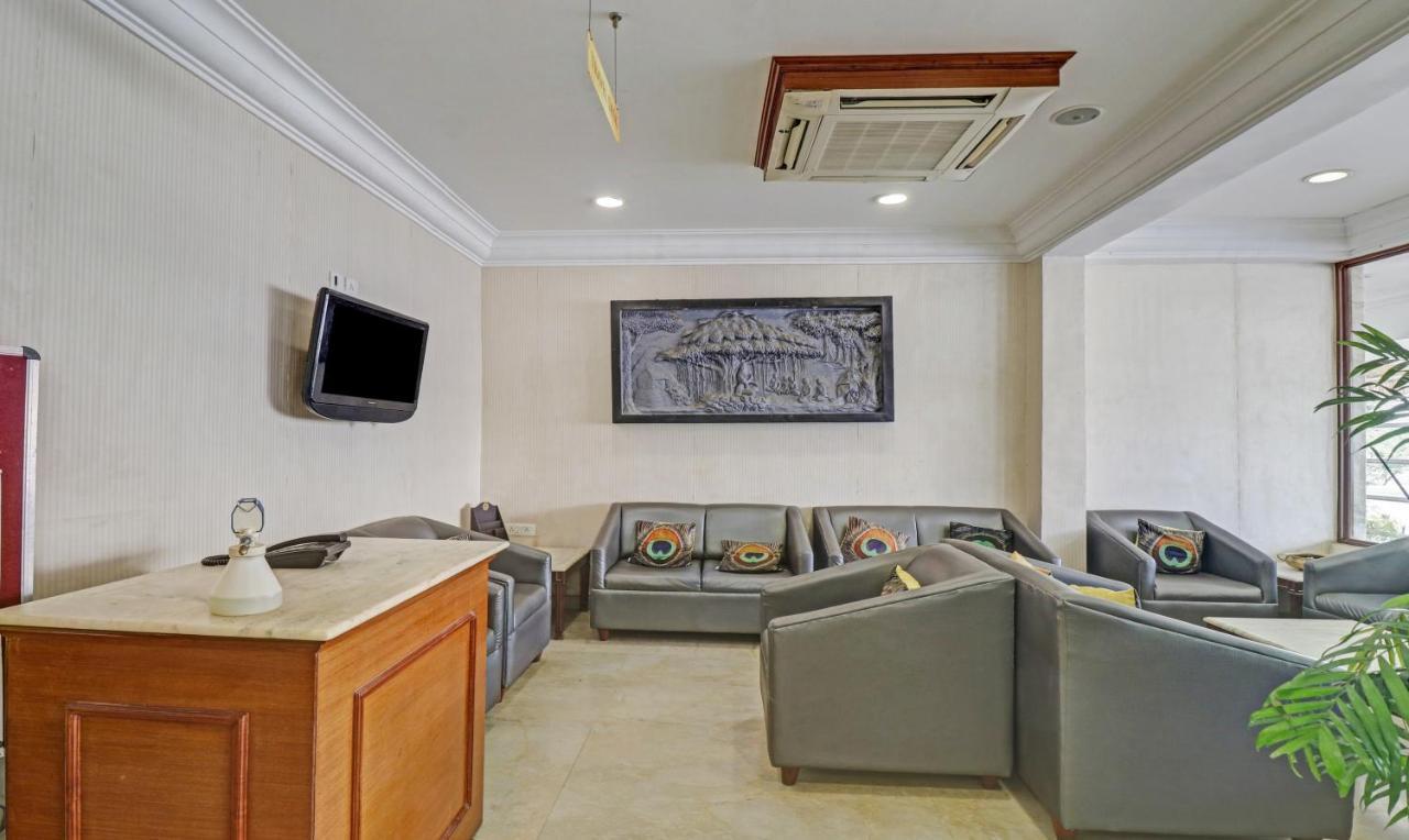 Treebo Komfort Suites, 3 Km From Mysore Palace Dış mekan fotoğraf