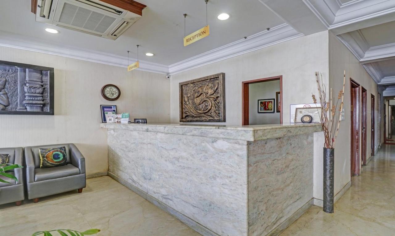 Treebo Komfort Suites, 3 Km From Mysore Palace Dış mekan fotoğraf