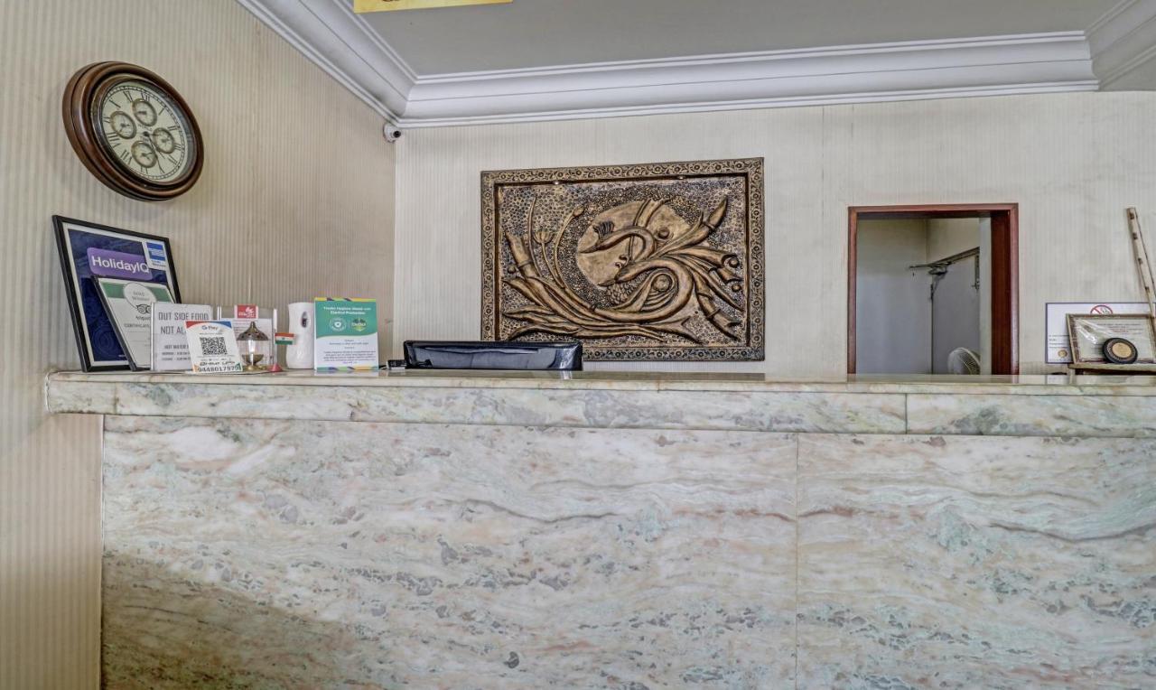 Treebo Komfort Suites, 3 Km From Mysore Palace Dış mekan fotoğraf