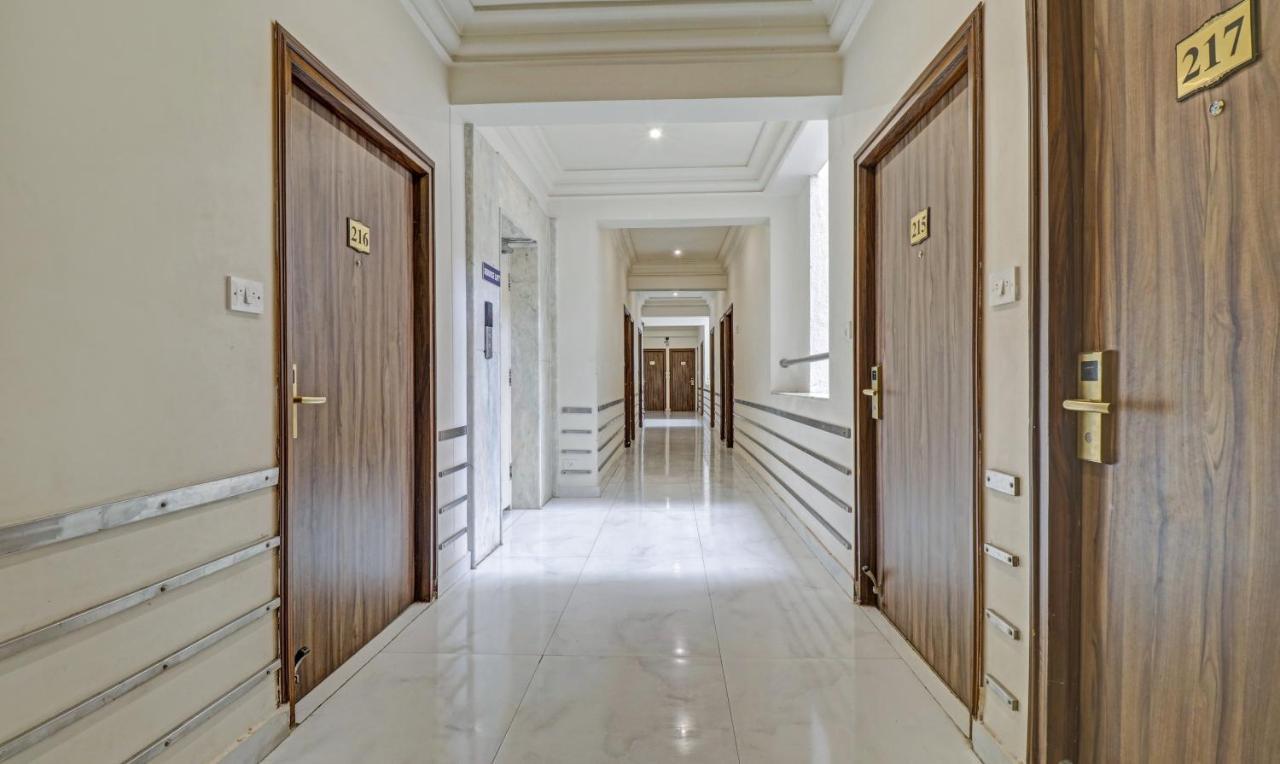 Treebo Komfort Suites, 3 Km From Mysore Palace Dış mekan fotoğraf