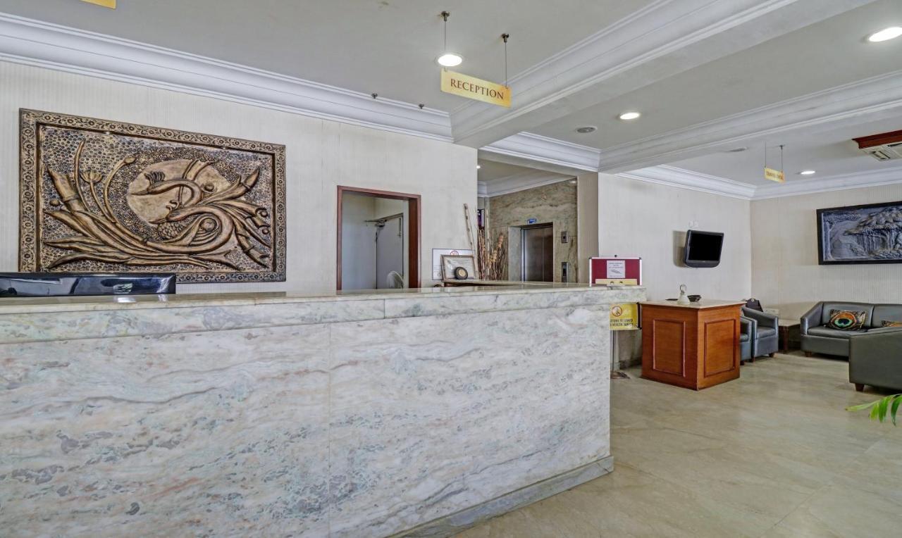 Treebo Komfort Suites, 3 Km From Mysore Palace Dış mekan fotoğraf
