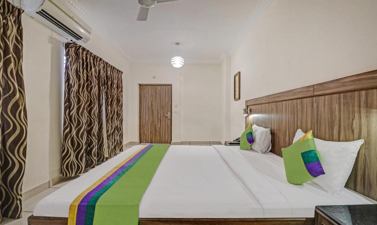 Treebo Komfort Suites, 3 Km From Mysore Palace Dış mekan fotoğraf