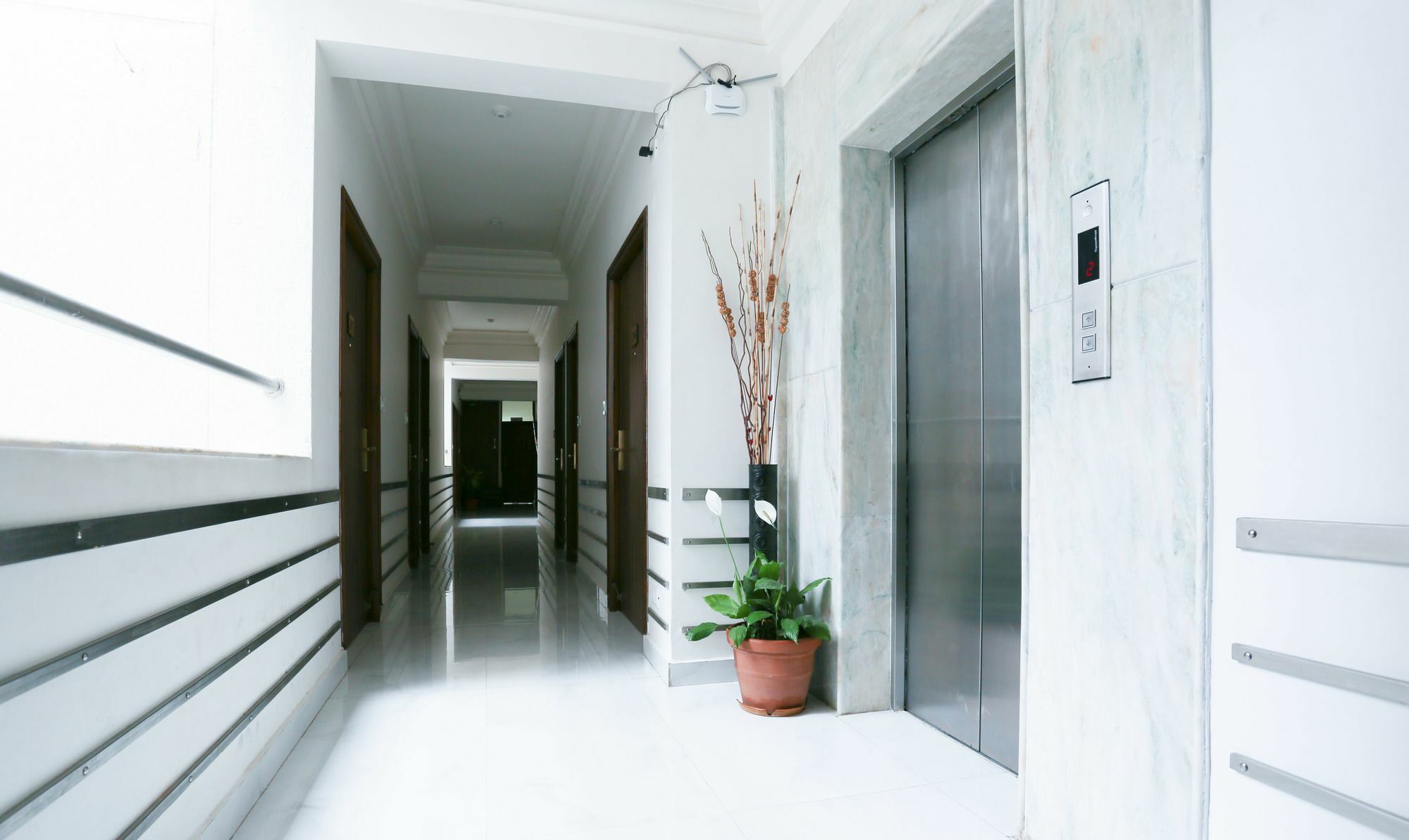 Treebo Komfort Suites, 3 Km From Mysore Palace Dış mekan fotoğraf